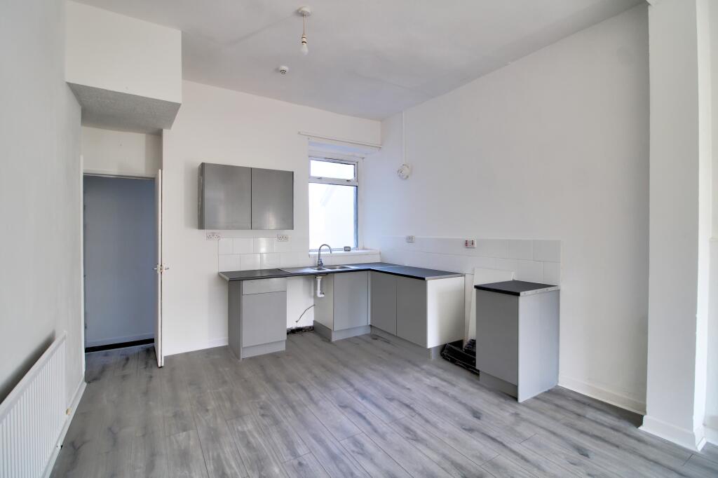 IMG_0896_7_8_Interior 4