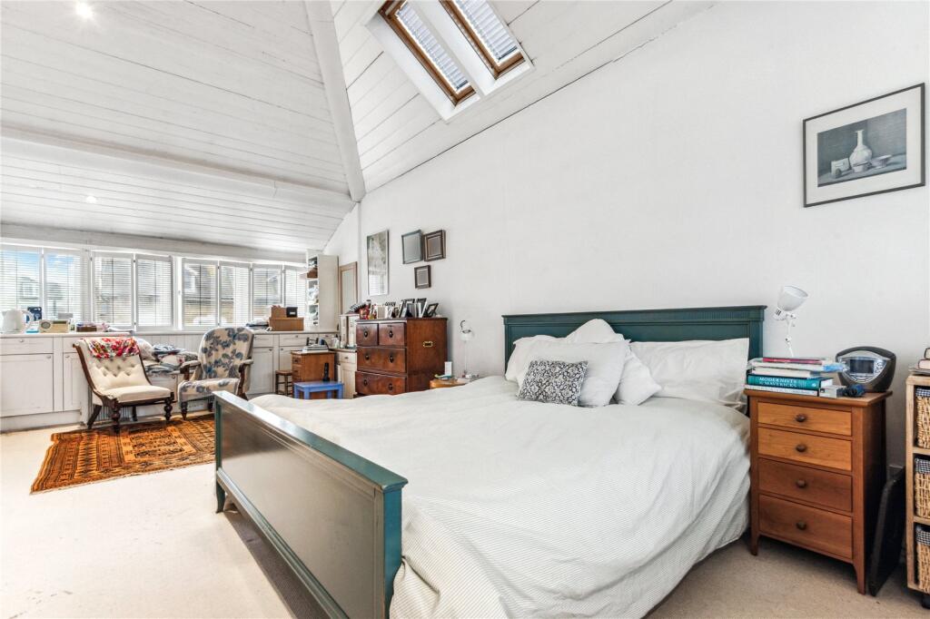 Principal Bedroom