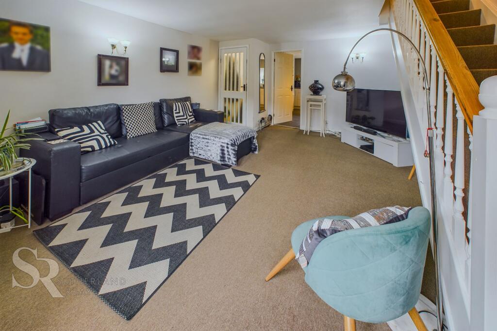 Lounge (Main Living Room)