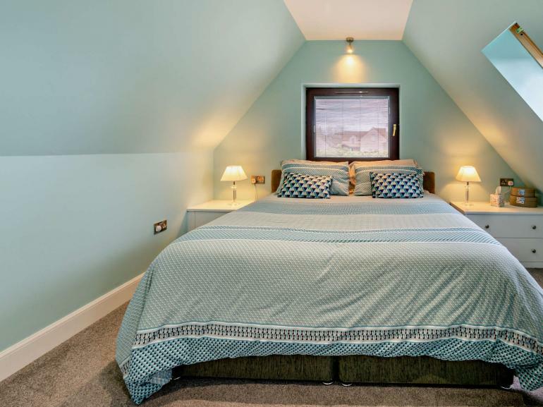 GARDEN HOUSE BEDROOM