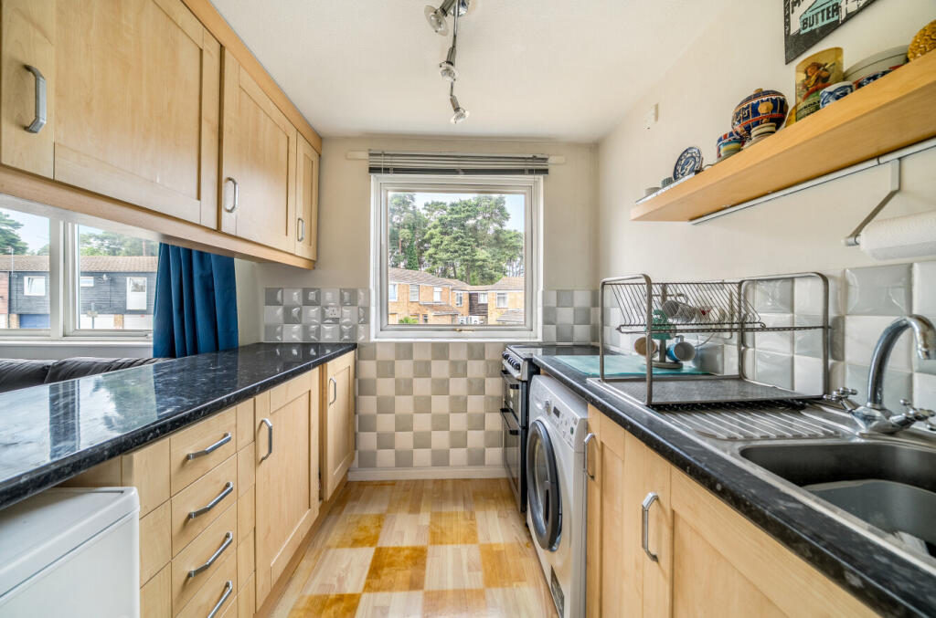 1311633-13-685bcb...