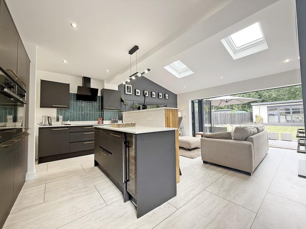 Kitchen/Diner/Family Room