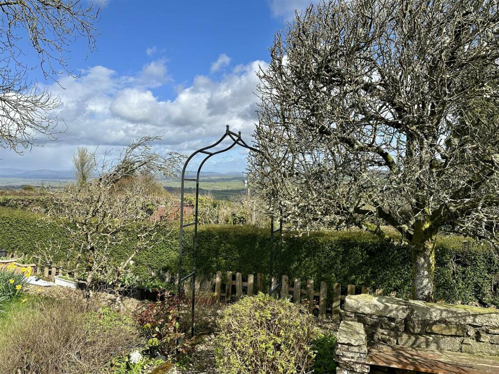 GARDENS