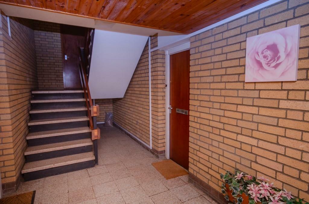 COMMUNAL ENTRANCE.jpg