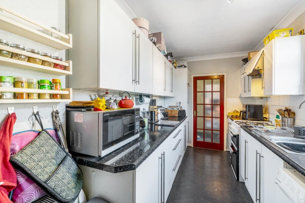 2 Sunningdale Drive (Boston)-19