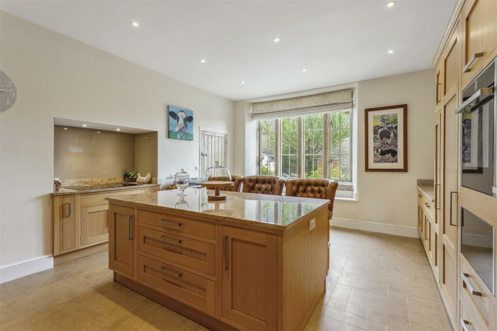 70156_Chilcote-Manor 10.jpg