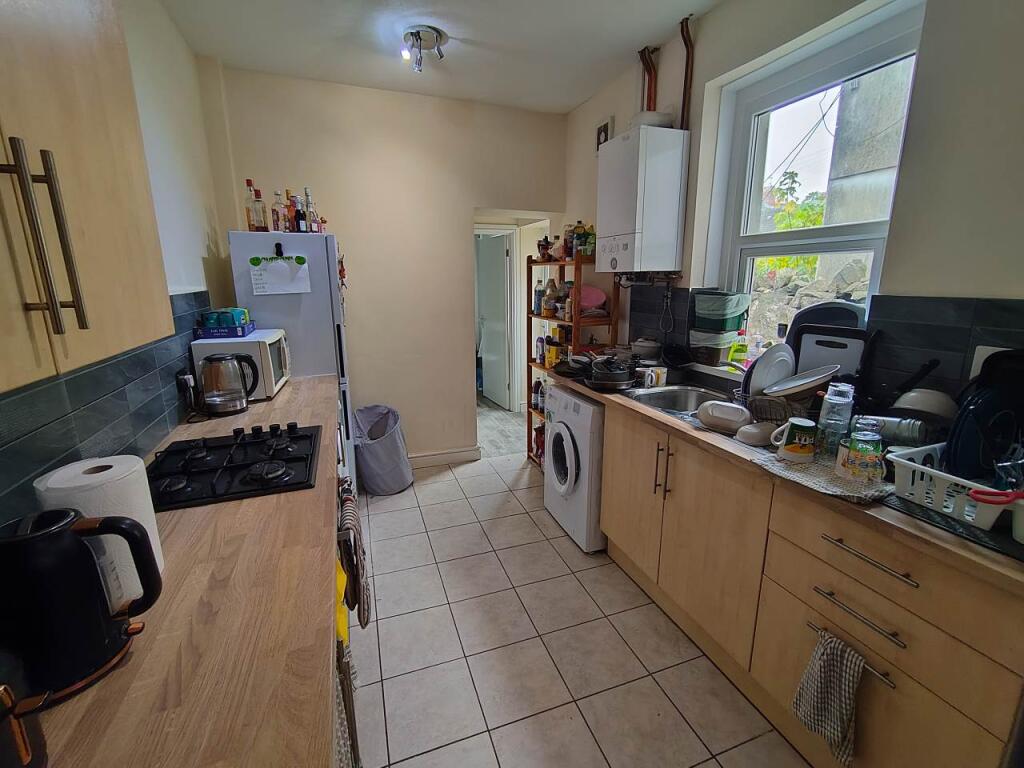 Kitchen (1)