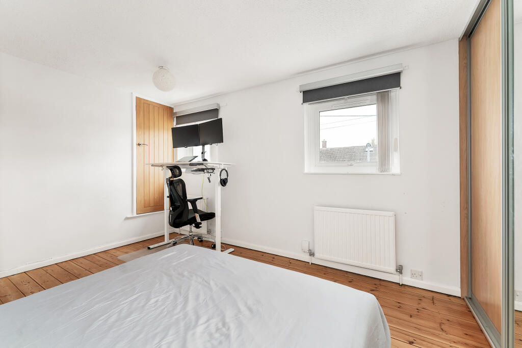 64 Hawkins Rd (8).JPG