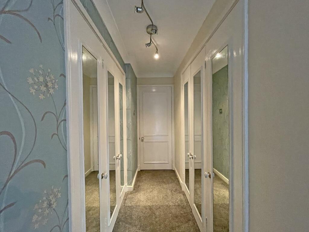 Wood Park 6 Bed 1 Wardrobes.jpg