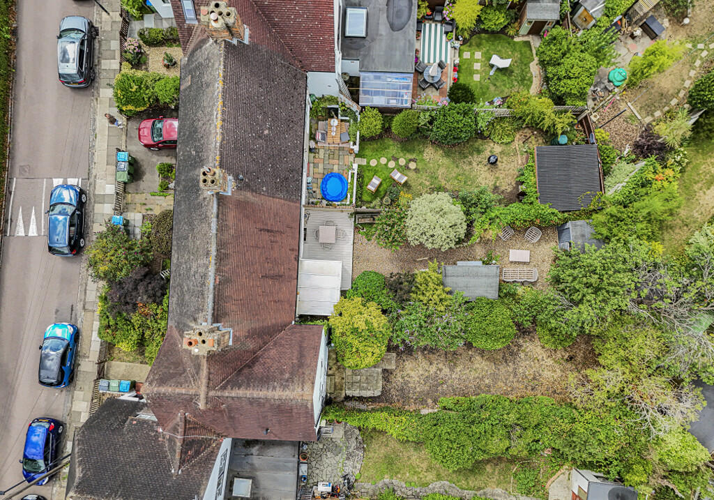 Bird's-eye view (...