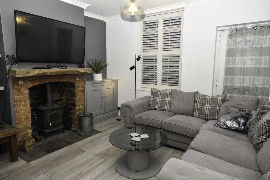 Whitfield Street, Newark