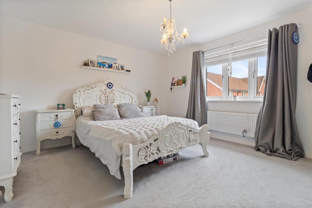 8 Bellflower close-008.jpg