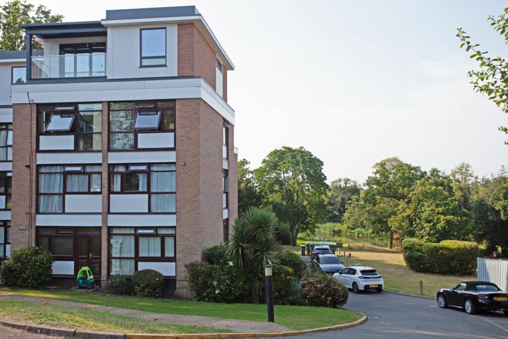 Site Front