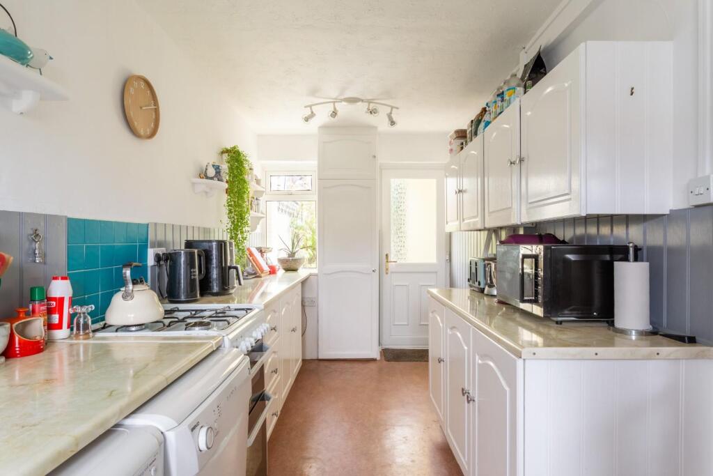 Stanstead Crescent-10.jpg