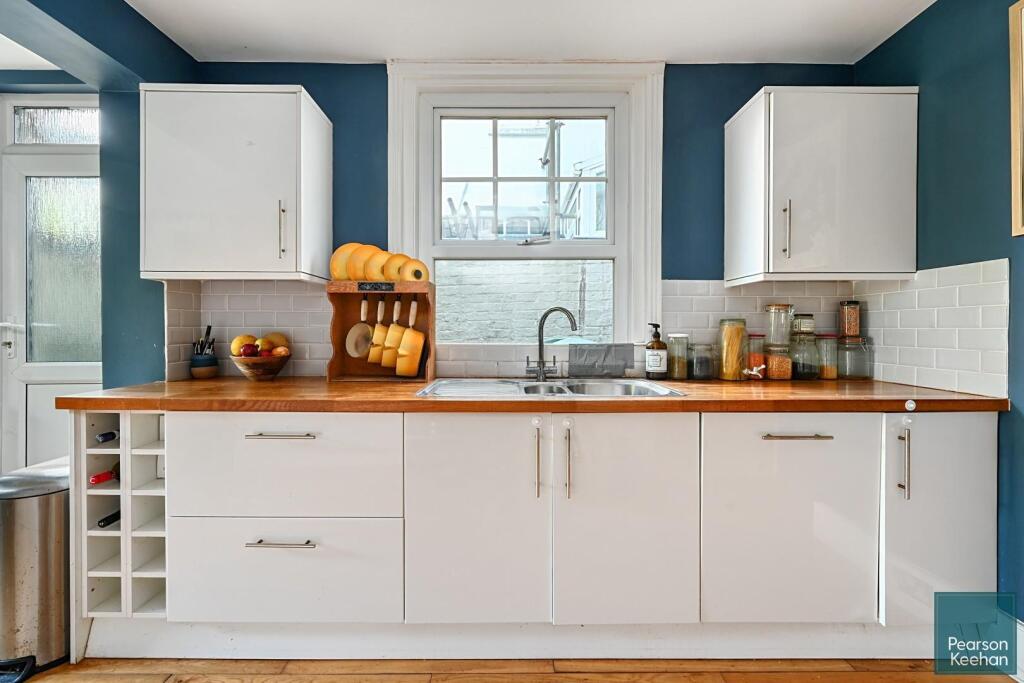 115 Maldon Road, BN1 (17).jpg