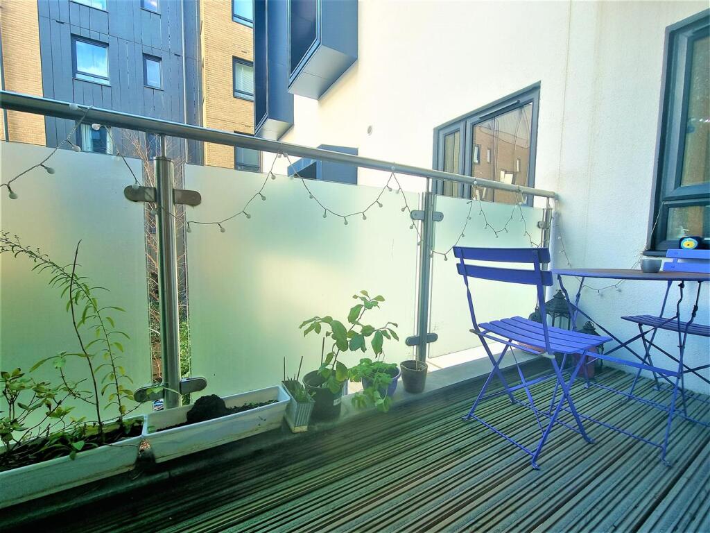 balcony (2).jpg