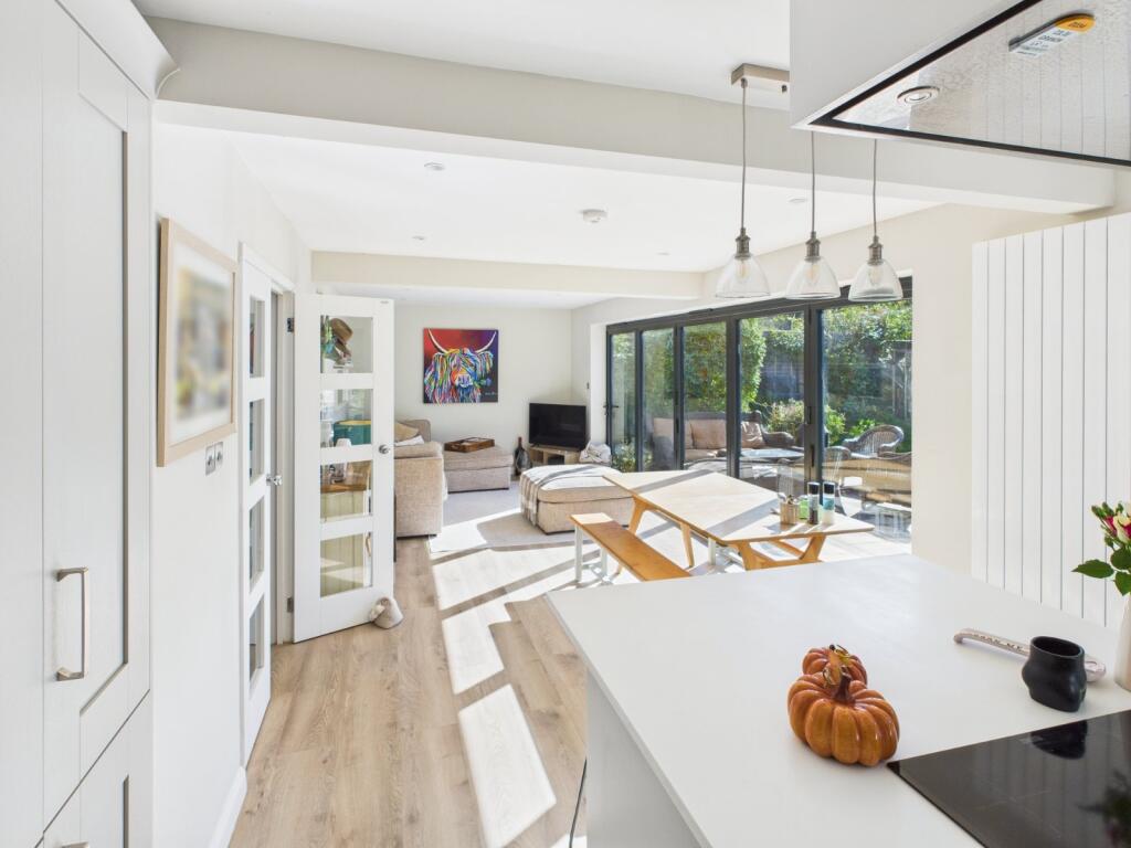 Kitchen/Living Area