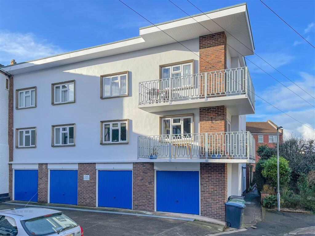 6 Claremont Place, External.jpg