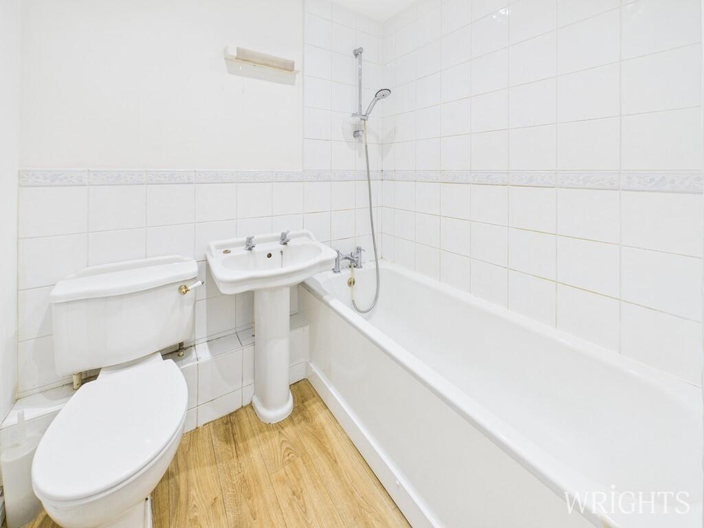 CAM02796G0-PR0499...