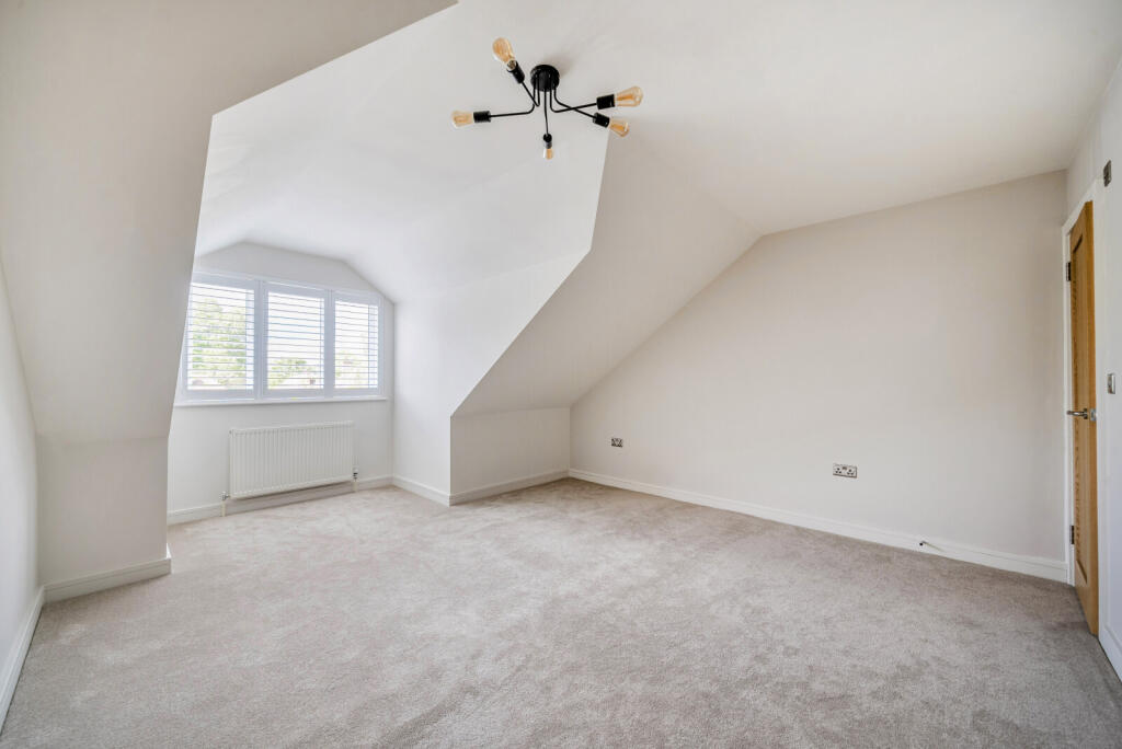 1346897-7-68b19f9...