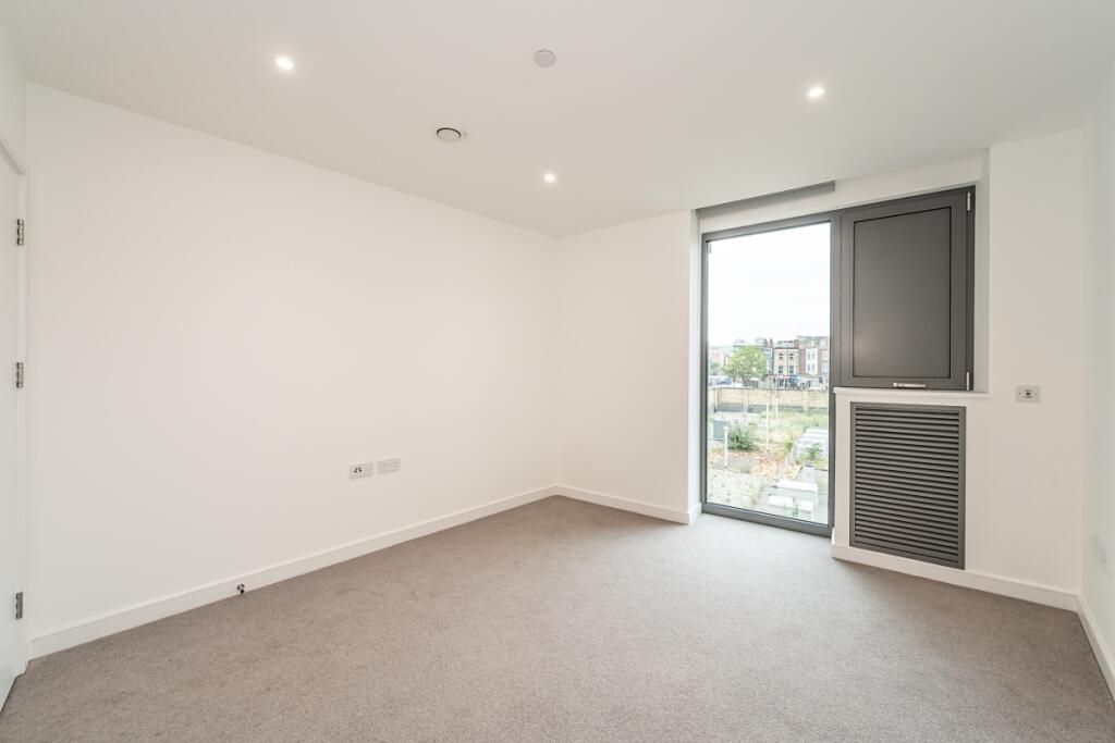 Apartment-7-Elmbr...