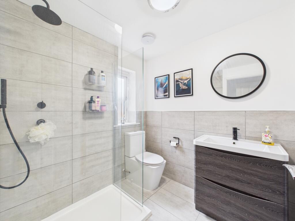 Ensuite one