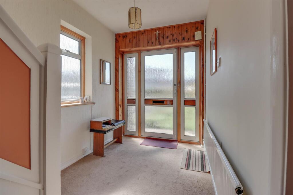9 KINGLEY CLOSE-4.jpg
