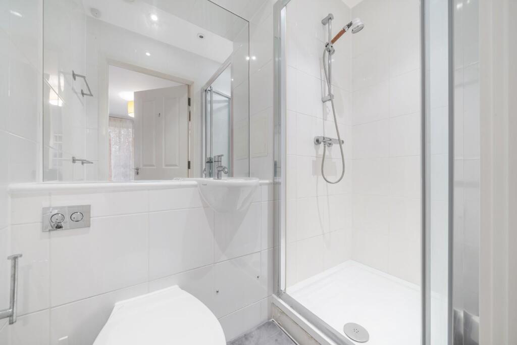 En-Suite.jpg