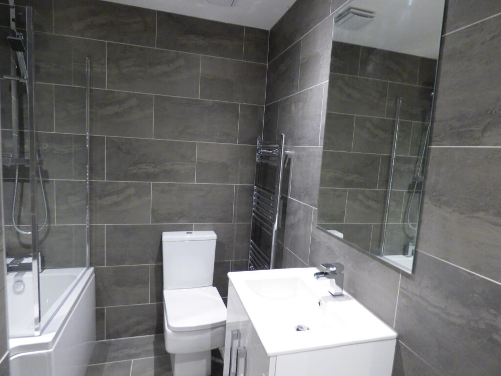 Bathroom2