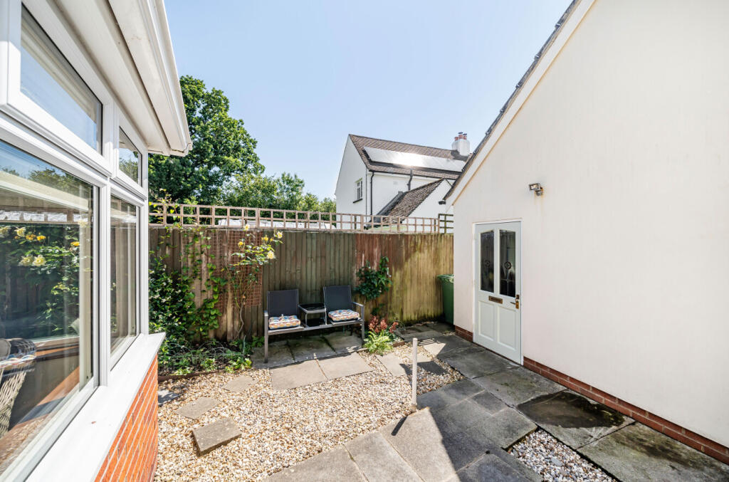 1327212-16-6880f6...