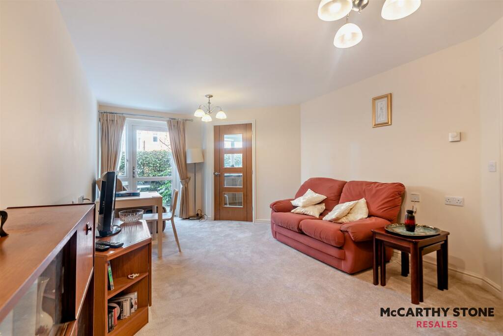 8625695-interior07-800.jpg