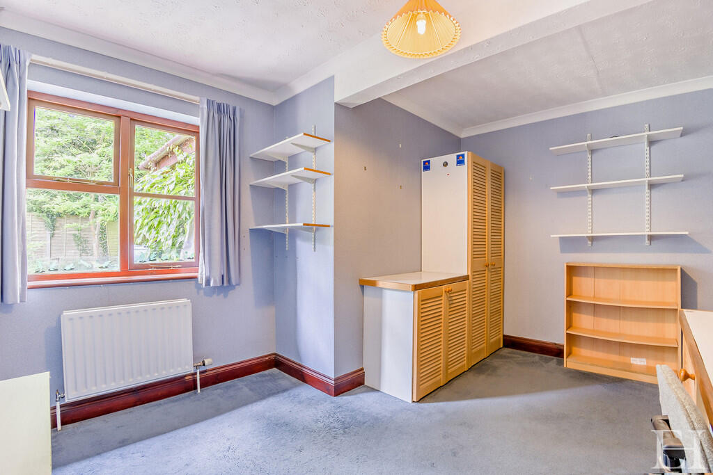 8652915-interiorW...