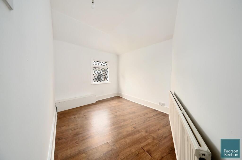 6 Lovers Walk Cottages, BN1 (13).jpg
