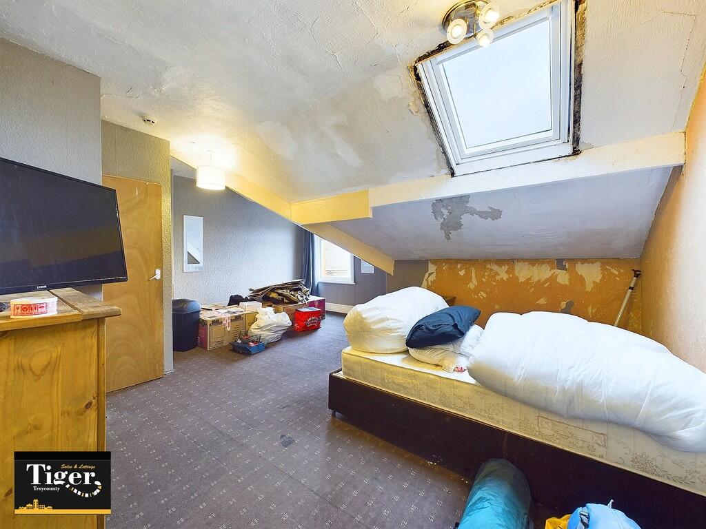 CAM03440G0-PR0256...