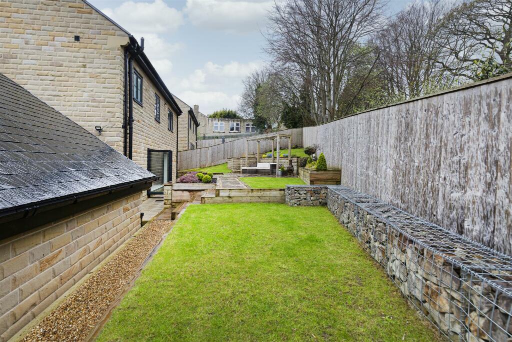 Bramleys Estate Agents - Snelsins Road - Cleckheat