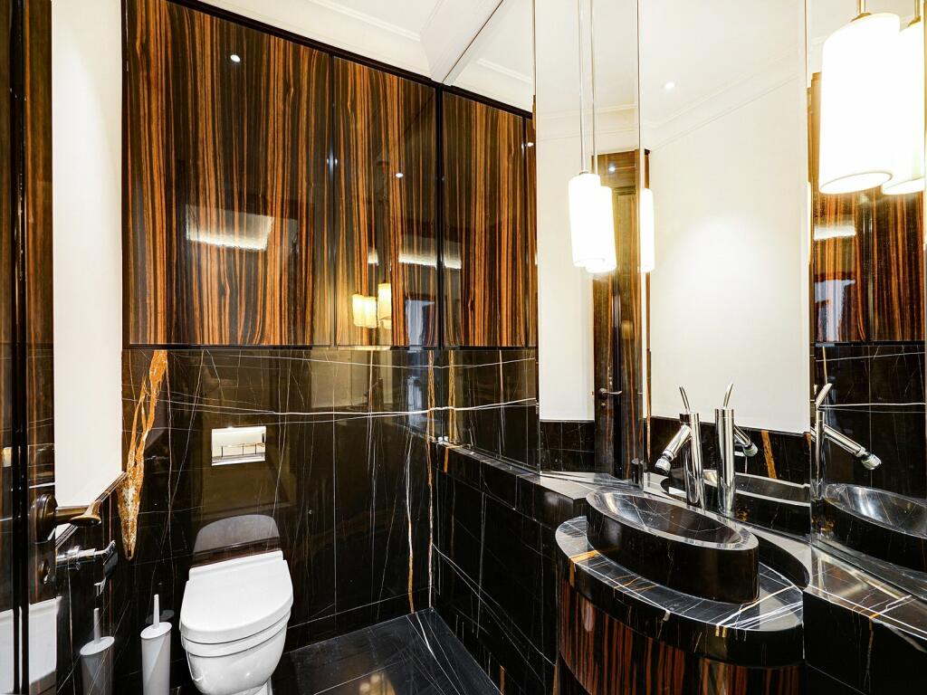 Corinthia Residences
