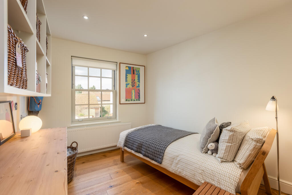 Pasture Lane 23 Bedroom 2-1