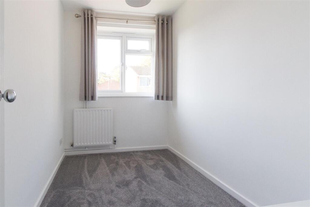 Hoblands 159 Bed 3.jpg