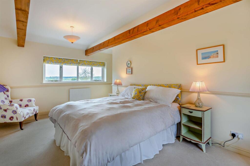 8645747-interior42-800.jpg
