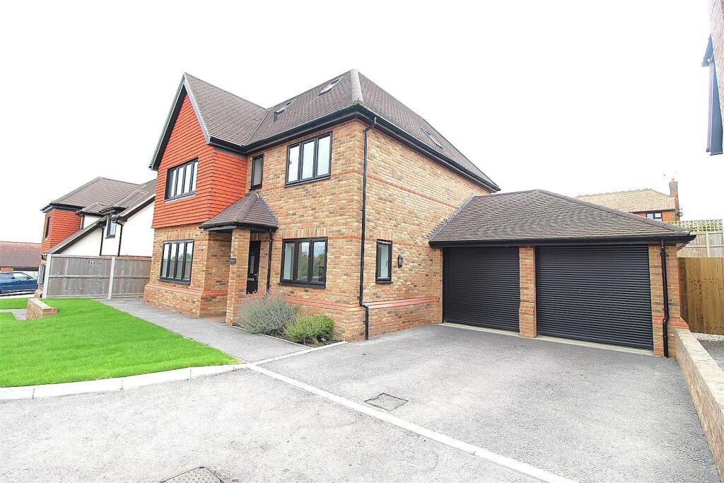 Front Exterior 2.jpg