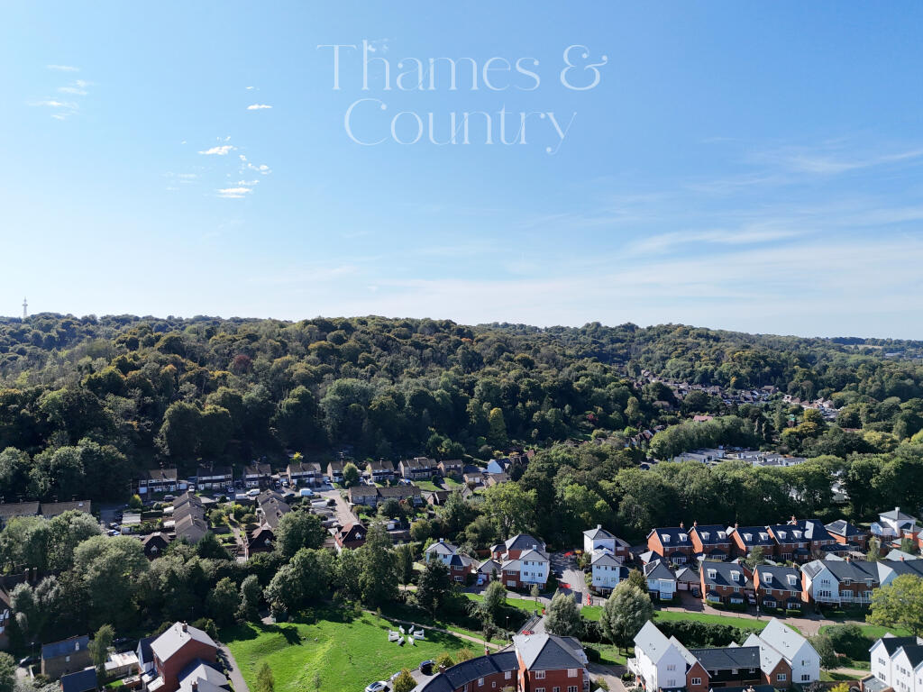 dji_fly_20250919_143146_0110_1758300795057_photo.j