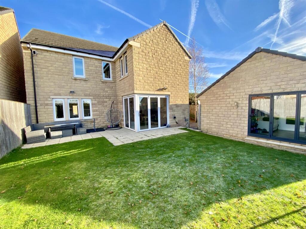 Bramleys Estate Agents - Moorcroft Close - Mirfiel