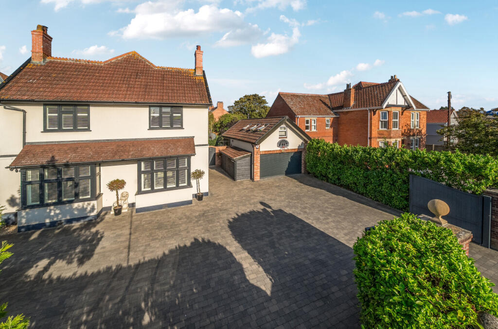 1342307-2-68a8d59...