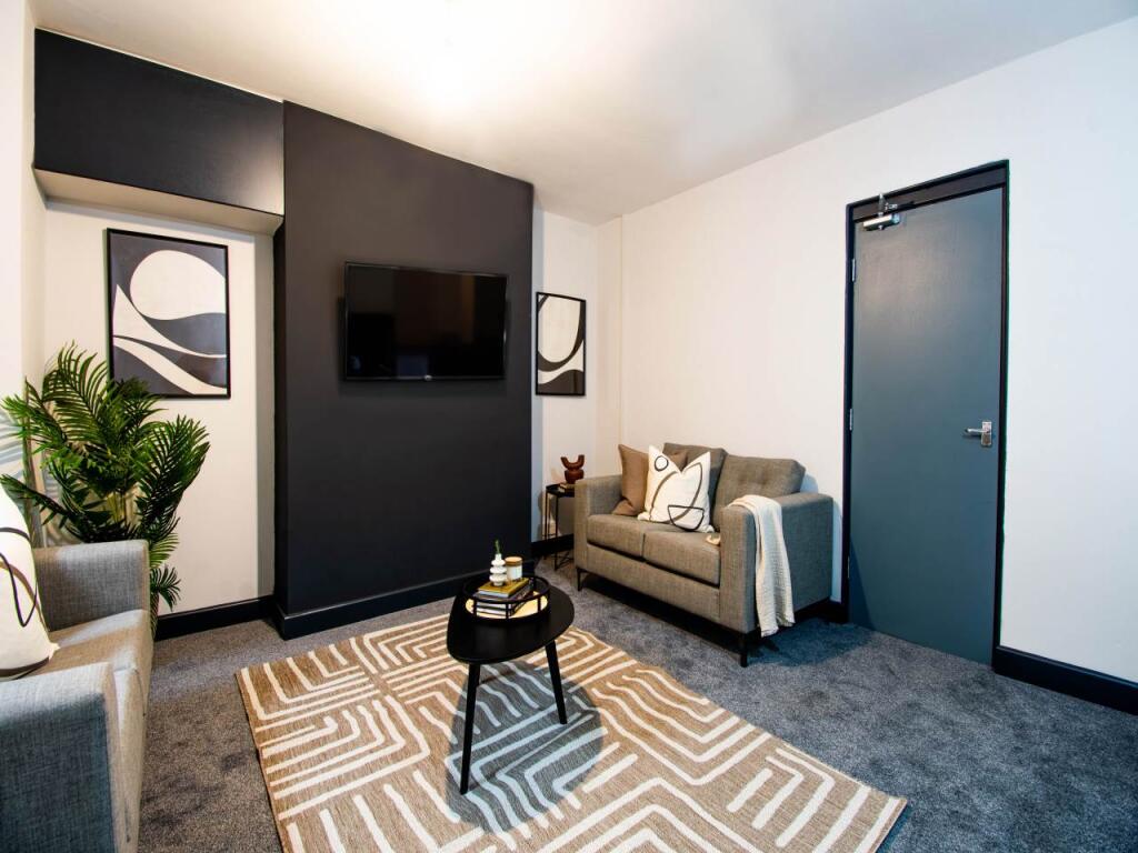 113 Cemetery RD LR (