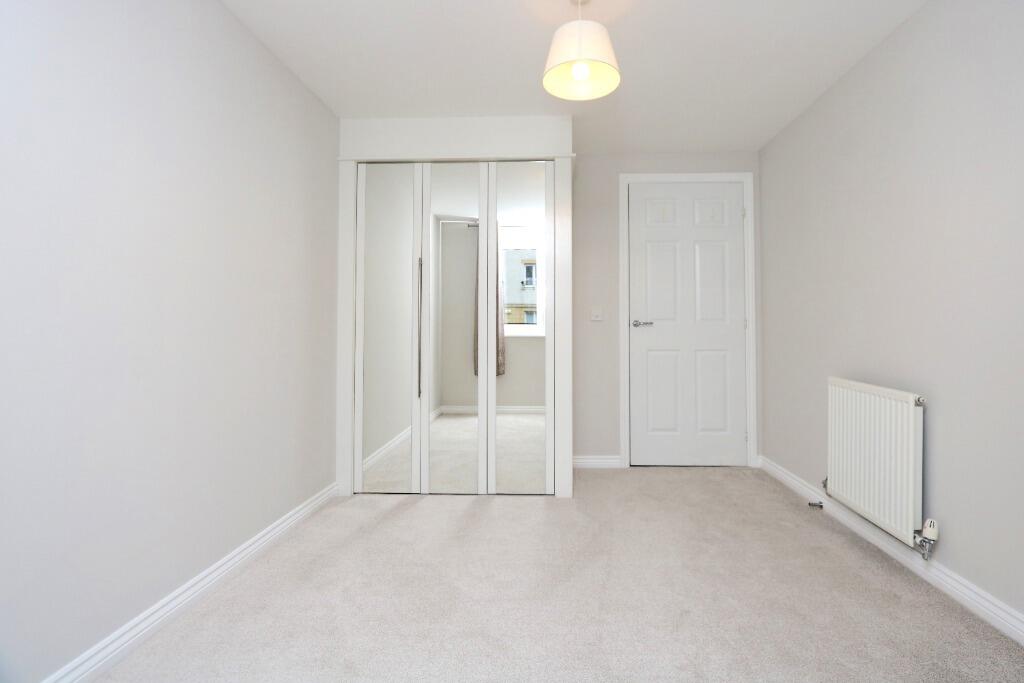 10_16946198401479.JP