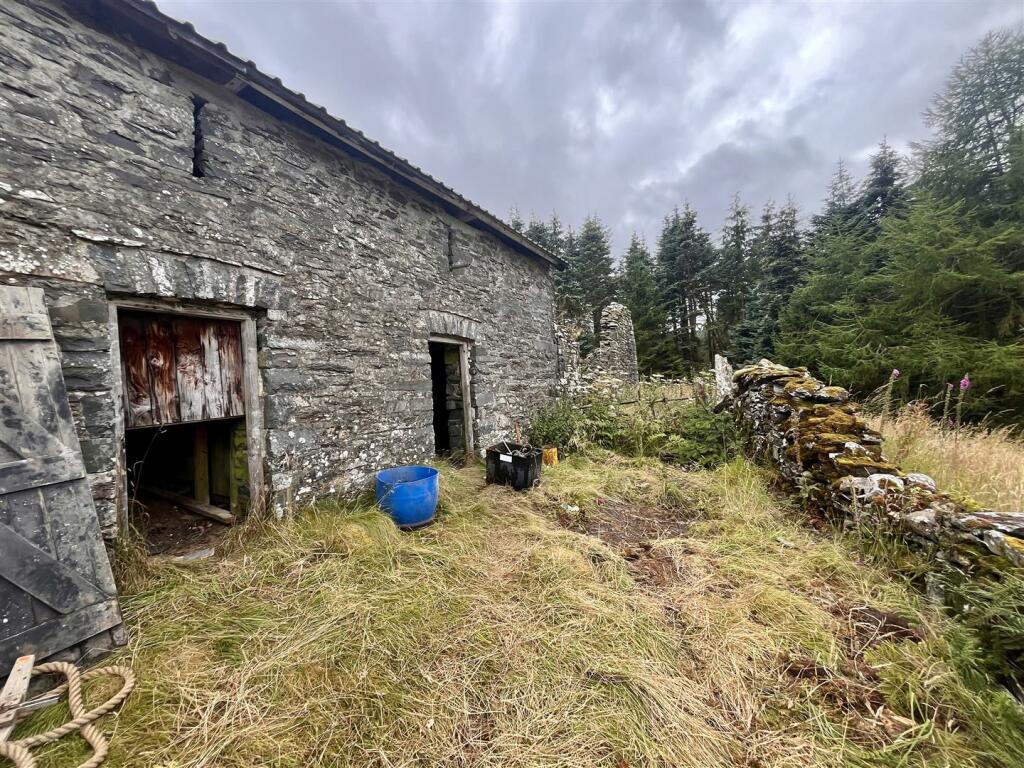FURTHER BUILDINGS