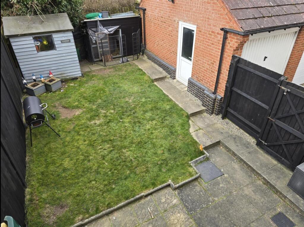 19 livingstone garden.jpg