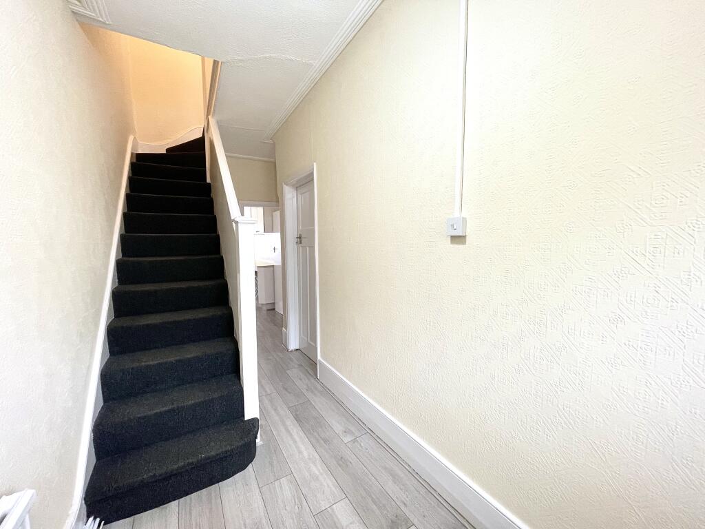 Hallway.jpg