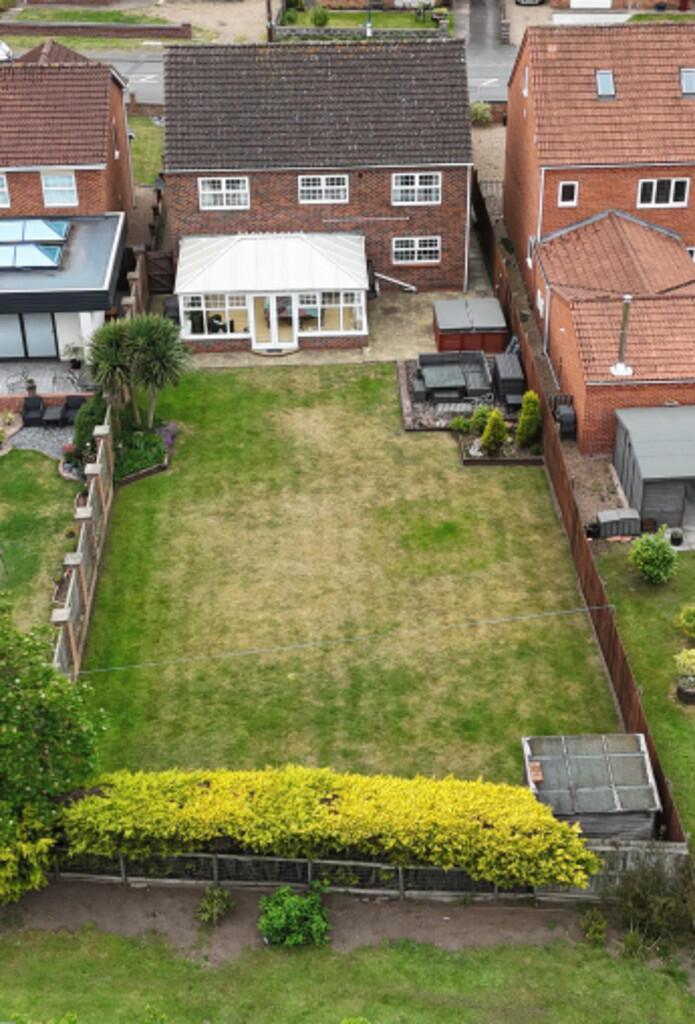 35 haxey lane dro...