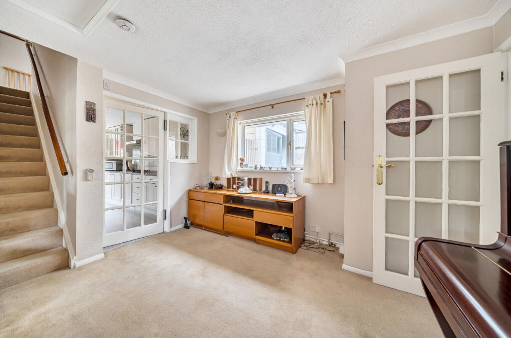 1330396-4-6883954...